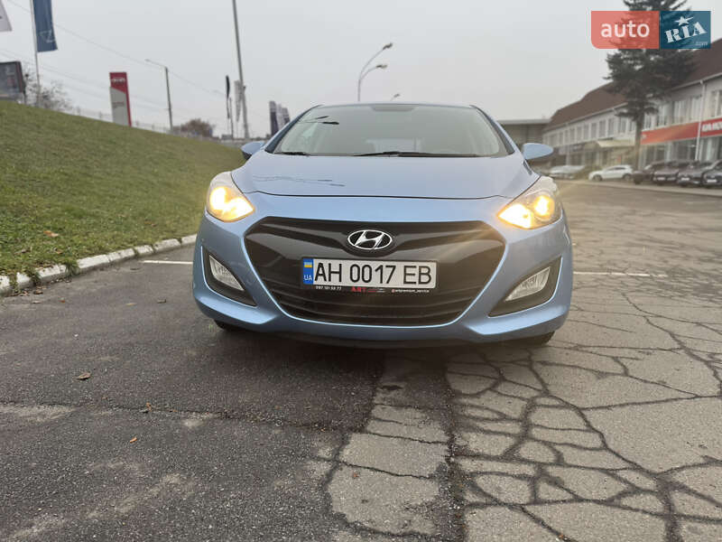 Хетчбек Hyundai i30 2012 в Хмельницькому