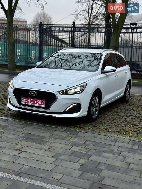 Универсал Hyundai i30 2019 в Харькове