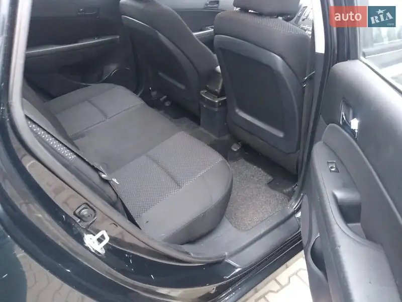 Hyundai i30 2010 VIN TMADB81SABJ033509 фото оголошення 16 з 53