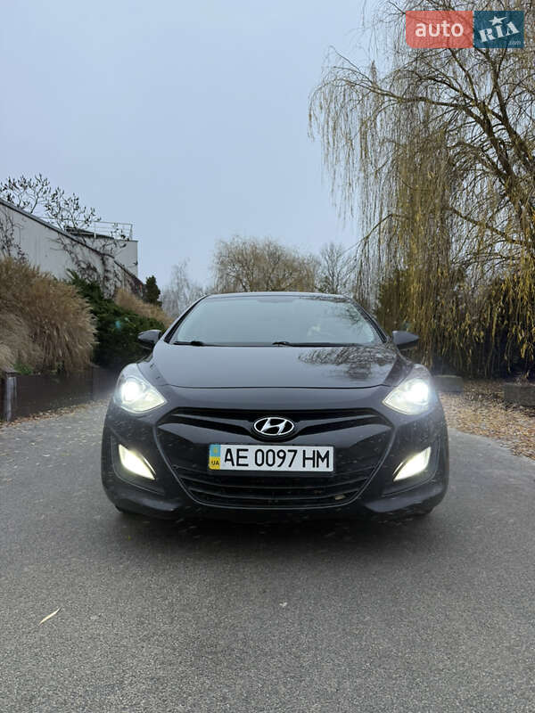 Хэтчбек Hyundai i30 2013 в Днепре