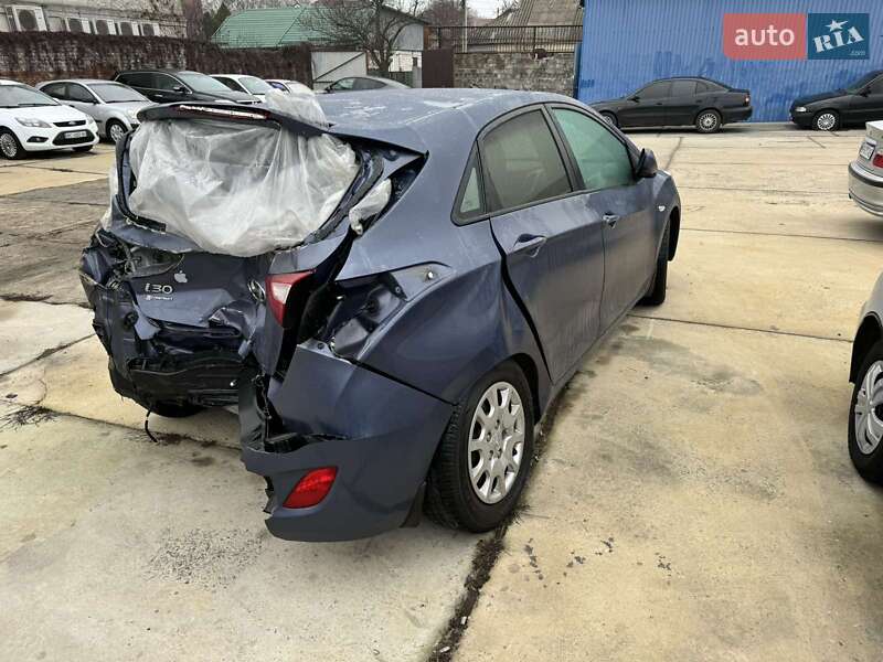 Хэтчбек Hyundai i30 2013 в Днепре