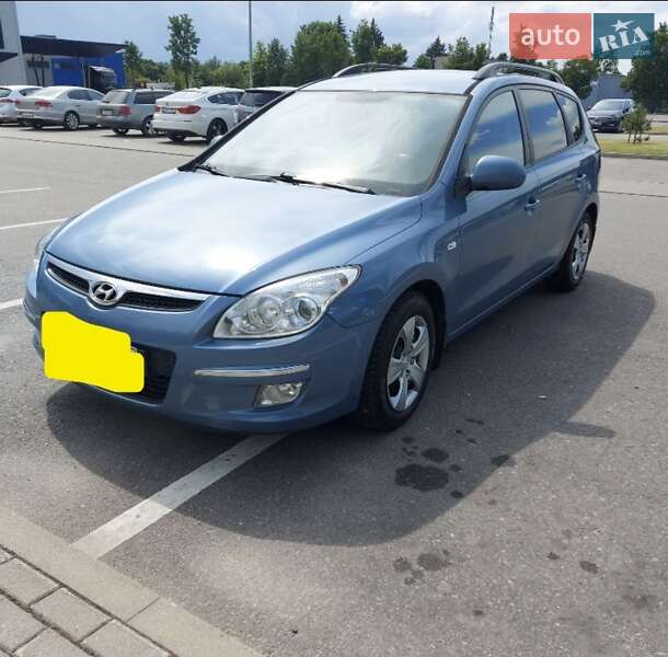 Універсал Hyundai i30 2008 в Рівному