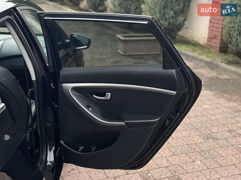 Універсал Hyundai i30 2014 в Стрию фото 78 Універсал Hyundai i30 2014 в Стрию