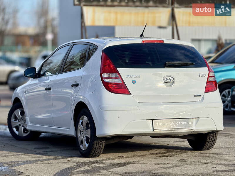 Хетчбек Hyundai i30 2011 в Києві