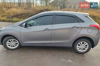 Хетчбек Hyundai i30 2013 в Вишгороді