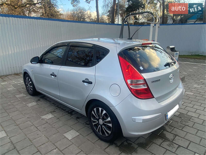 Хетчбек Hyundai i30 2007 в Черкасах