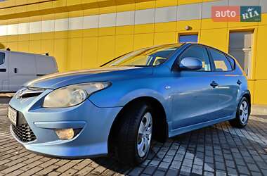 Хэтчбек Hyundai i30 2011 в Ровно