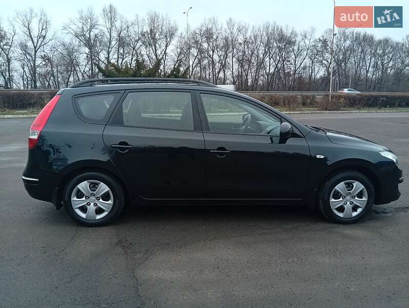 Універсал Hyundai i30 2009 в Полтаві