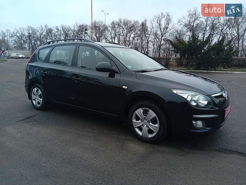Універсал Hyundai i30 2009 в Полтаві