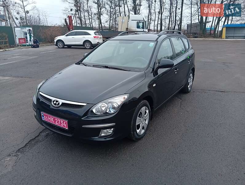 Універсал Hyundai i30 2009 в Полтаві
