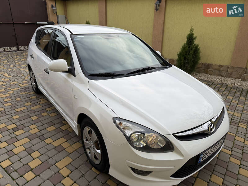 Хетчбек Hyundai i30 2011 в Одесі