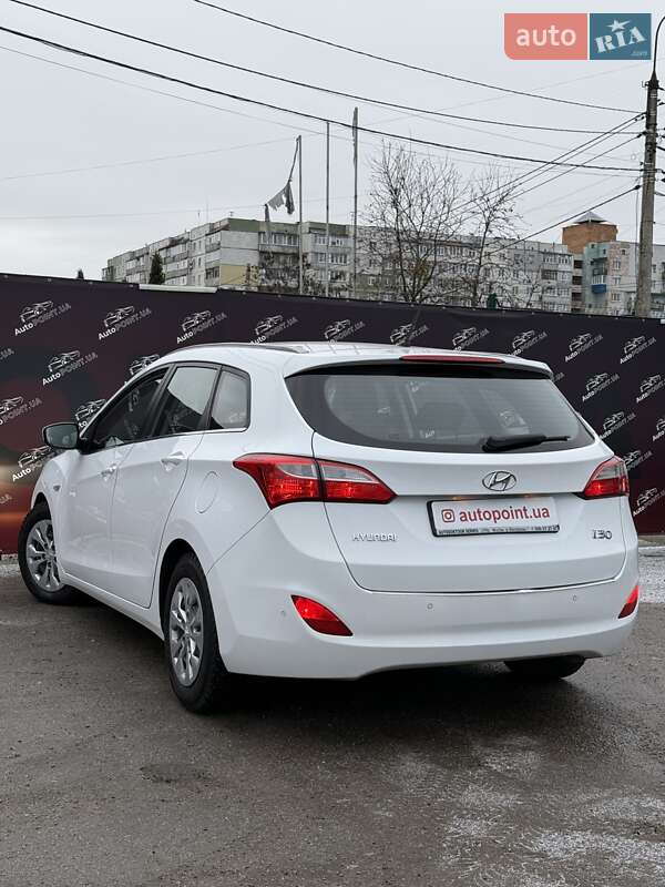 Універсал Hyundai i30 2015 в Сумах