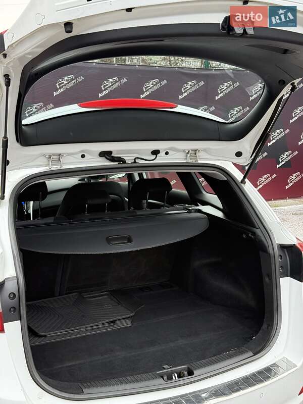 Універсал Hyundai i30 2015 в Сумах