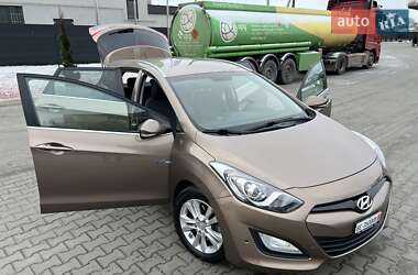 Универсал Hyundai i30 2014 в Луцке