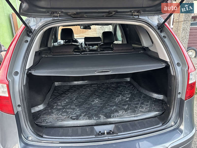 Універсал Hyundai i30 2011 в Шепетівці