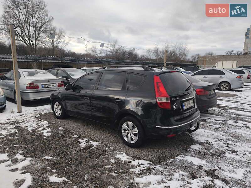 Універсал Hyundai i30 2008 в Кам'янському