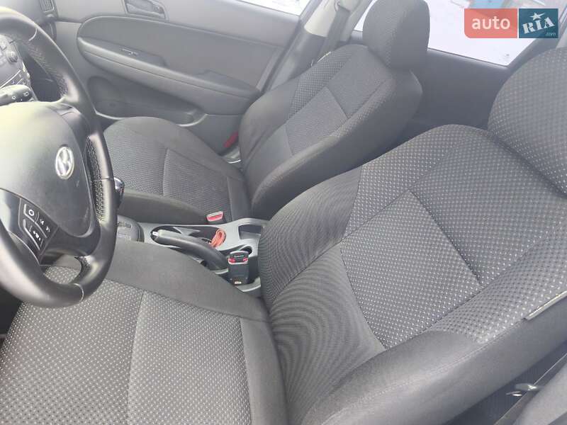 Універсал Hyundai i30 2011 в Жовтих Водах