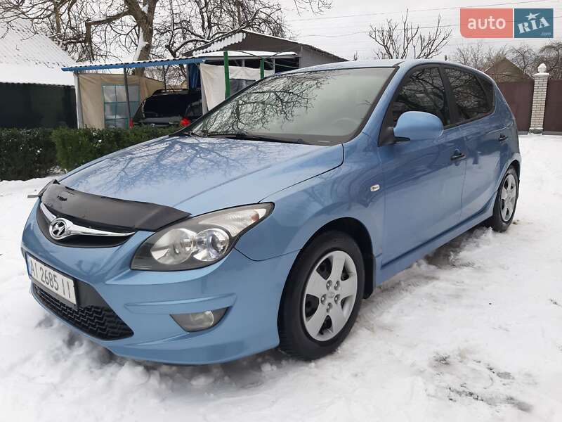 Хетчбек Hyundai i30 2011 в Житомирі