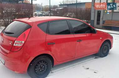 Хэтчбек Hyundai i30 2008 в Виннице