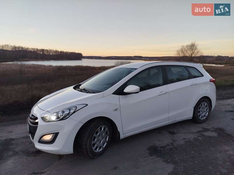 Универсал Hyundai i30 2013 в Виннице