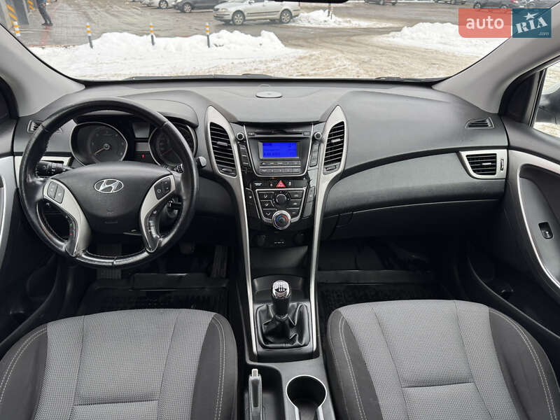 Универсал Hyundai i30 2013 в Харькове фото 27 Универсал Hyundai i30 2013 в Харькове
