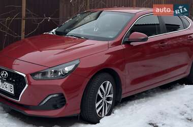 Фастбэк Hyundai i30 2019 в Тараще