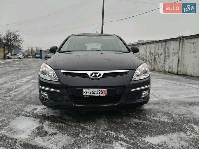 Универсал Hyundai i30 2008 в Сумах