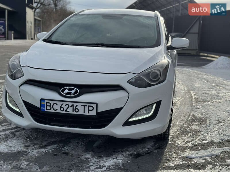 Универсал Hyundai i30 2013 в Самборе фото 3 Универсал Hyundai i30 2013 в Самборе