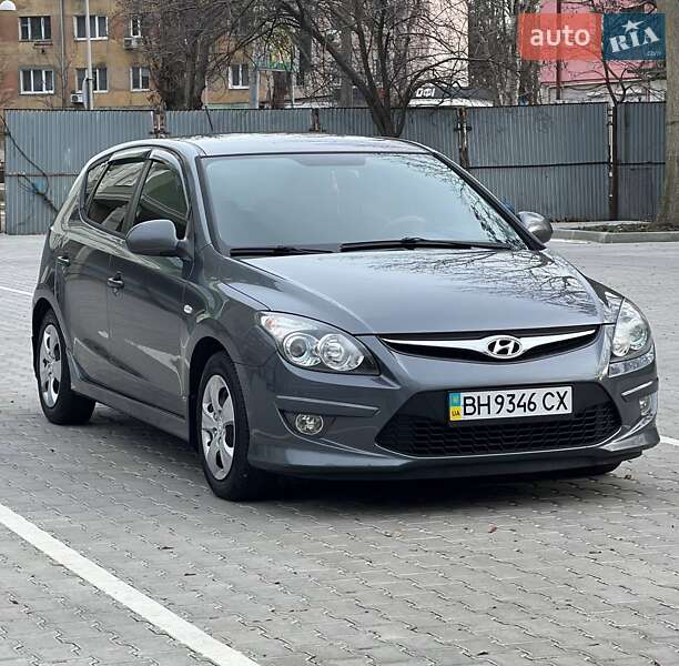 Hyundai i30 2011