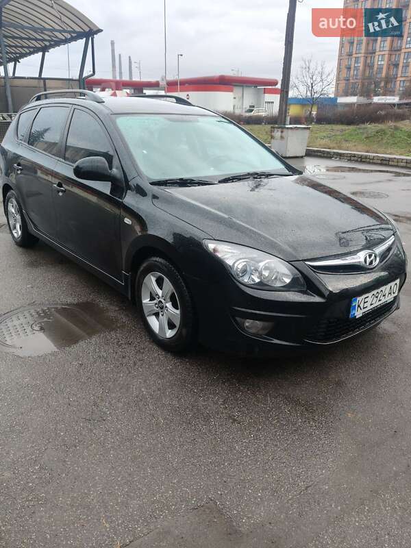 Hyundai i30 2012