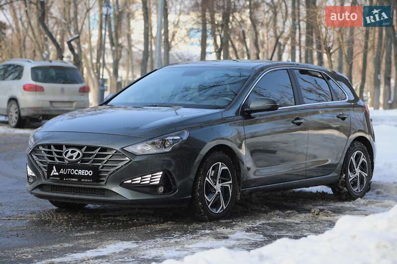 Hyundai i30 2021