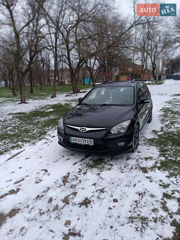 Универсал Hyundai i30 2012 в Бердичеве