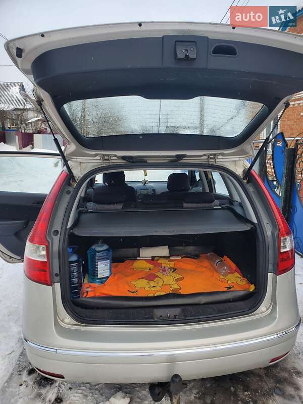 Хэтчбек Hyundai i30 2008 в Гайсине