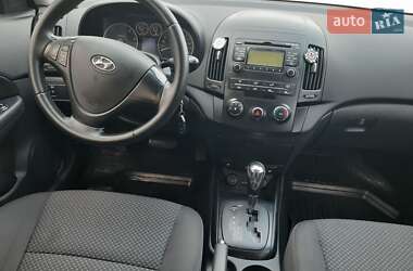 Хэтчбек Hyundai i30 2011 в Житомире