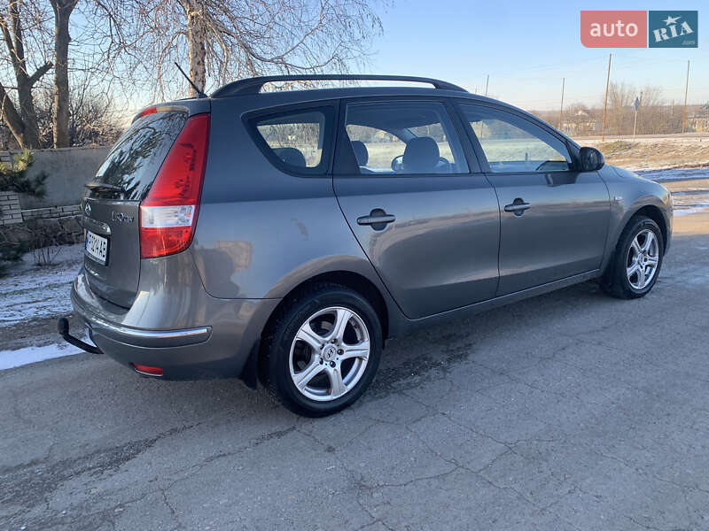 Універсал Hyundai i30 2008 в Запоріжжі фото 4 Універсал Hyundai i30 2008 в Запоріжжі