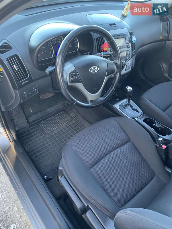 Універсал Hyundai i30 2008 в Запоріжжі фото 13 Універсал Hyundai i30 2008 в Запоріжжі