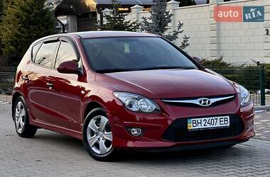 Хэтчбек Hyundai i30 2011 в Одессе