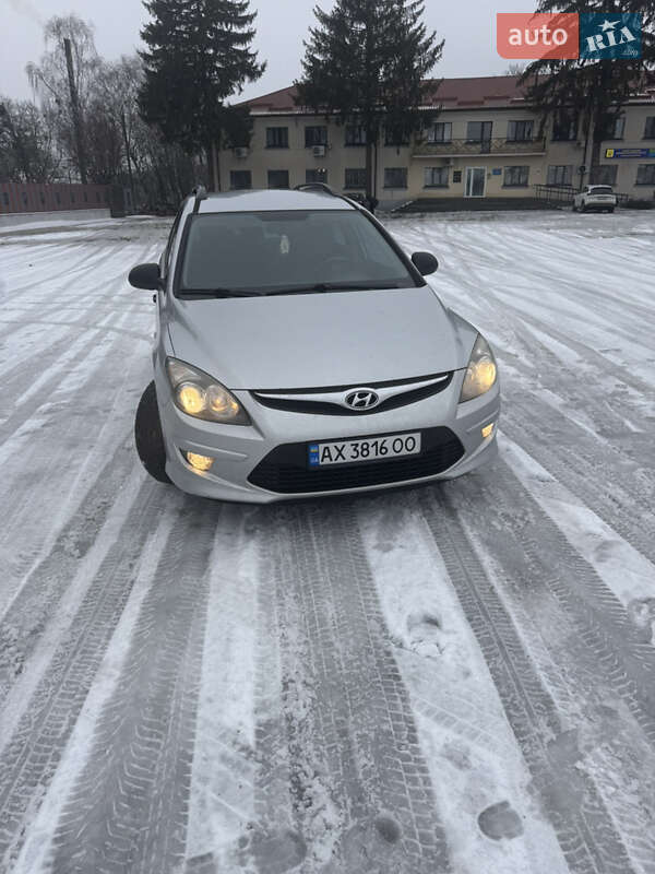 Hyundai i30 2011