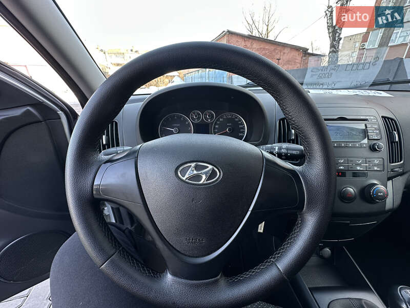 Хэтчбек Hyundai i30 2009 в Нежине
