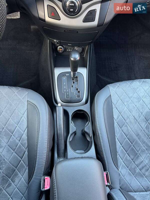 Хэтчбек Hyundai i30 2010 в Львове