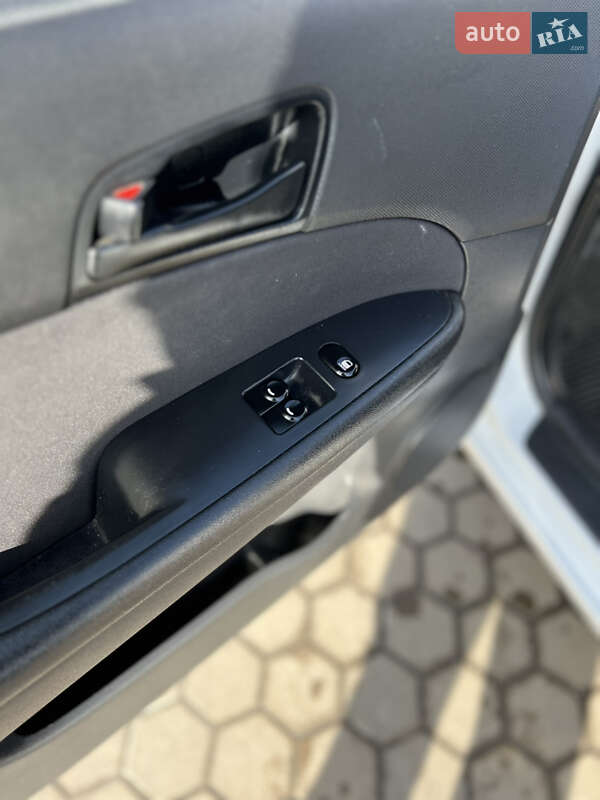 Хэтчбек Hyundai i30 2007 в Луцке