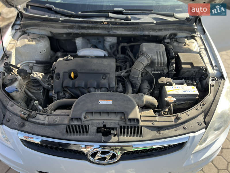 Хэтчбек Hyundai i30 2007 в Луцке