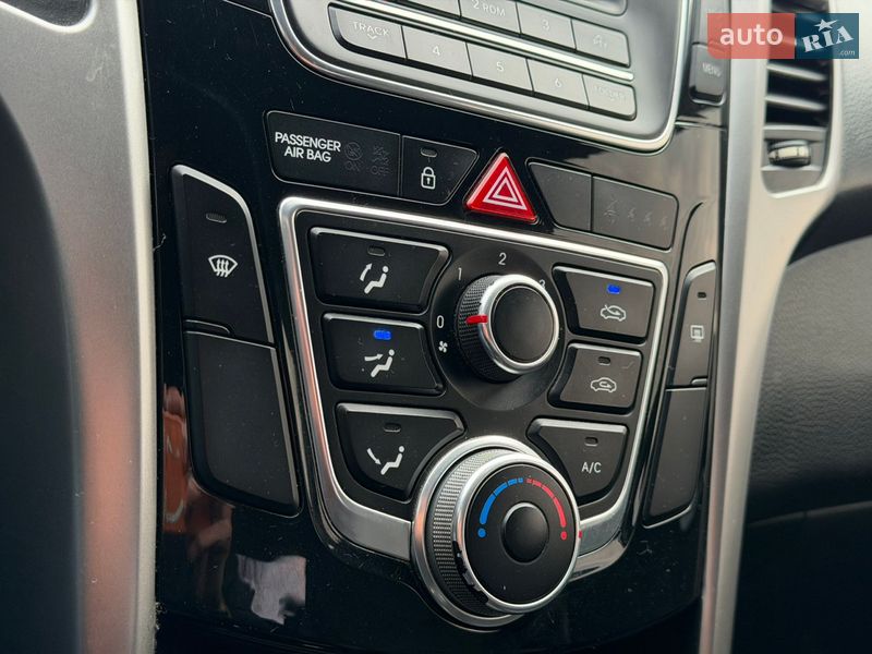 Хэтчбек Hyundai i30 2013 в Одессе