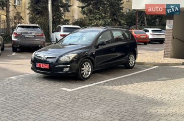 Универсал Hyundai i30 2010 в Одессе