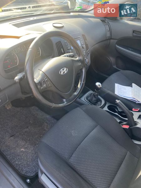 Универсал Hyundai i30 2009 в Луцке