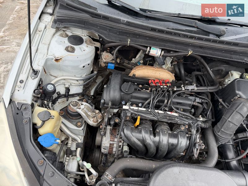 Хэтчбек Hyundai i30 2007 в Каменском