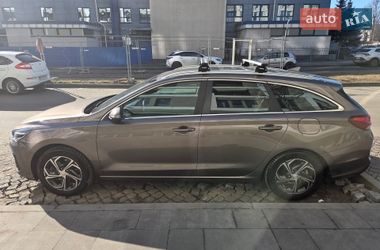 Универсал Hyundai i30 2021 в Киеве