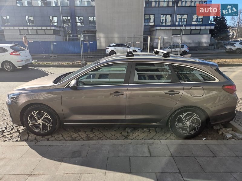 Универсал Hyundai i30 2021 в Киеве