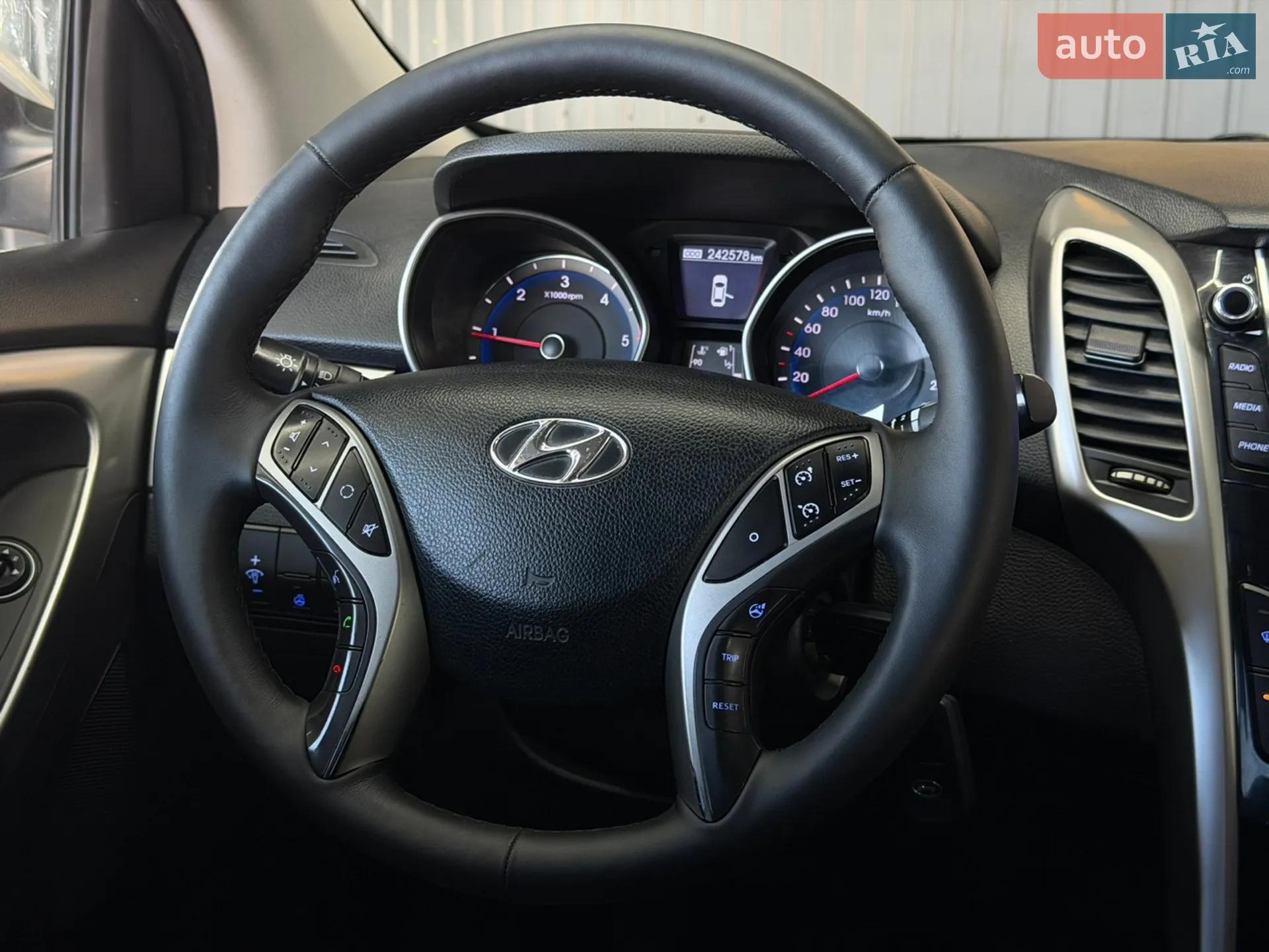 2016 Hyundai i30 - мініатюра 26