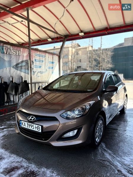 Hyundai i30 2014